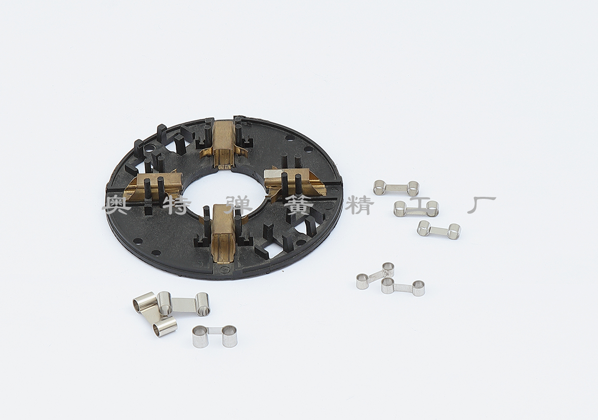 專(zhuān)業(yè)生產(chǎn)廠家定制汽車(chē)電機(jī)碳刷彈簧多種類(lèi)現(xiàn)貨